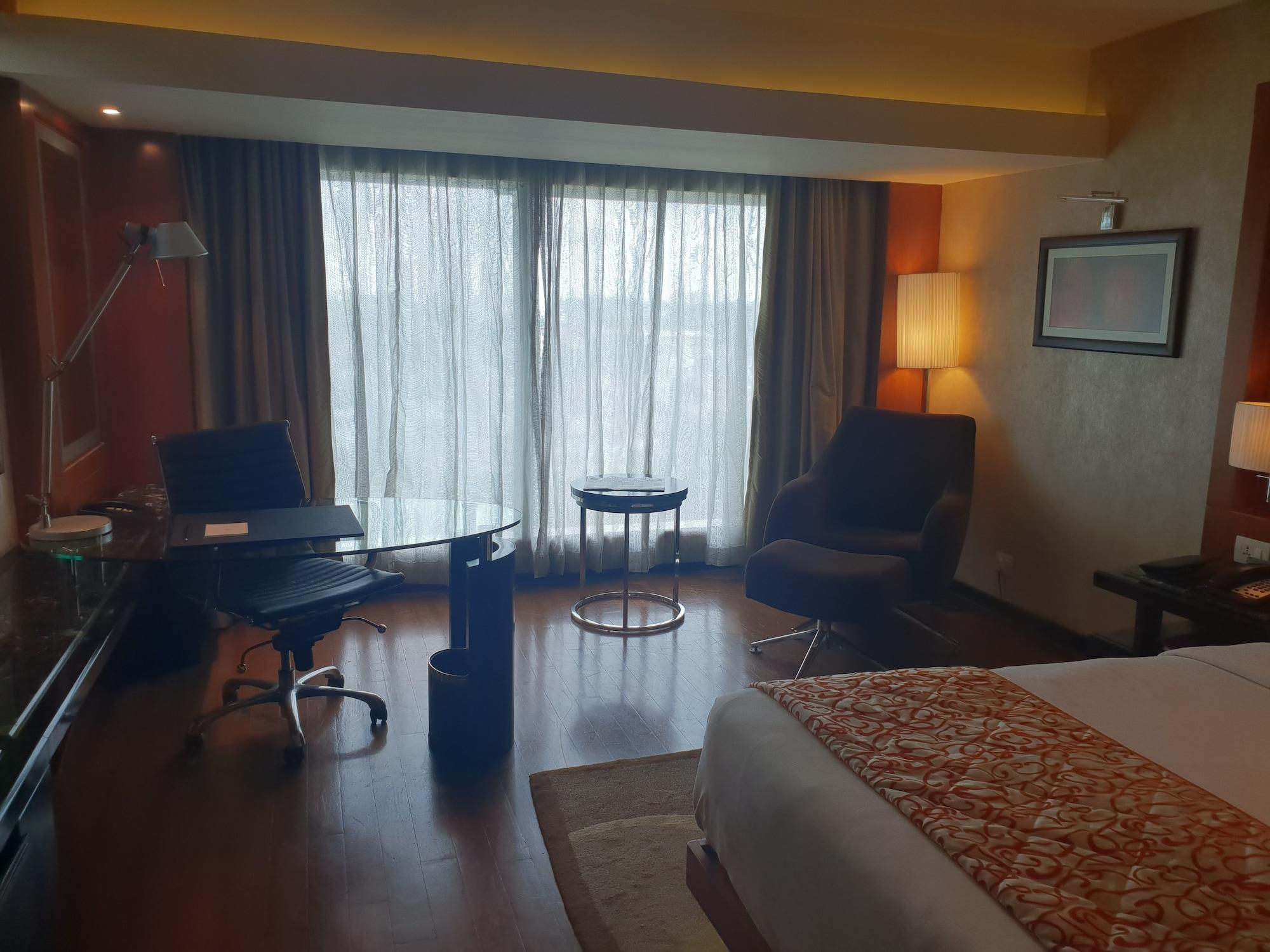 Gokulam Grand Hotel & Spa Bangalore Esterno foto