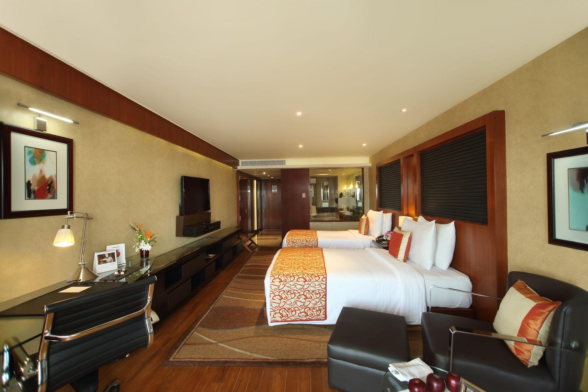 Gokulam Grand Hotel & Spa Bangalore Esterno foto