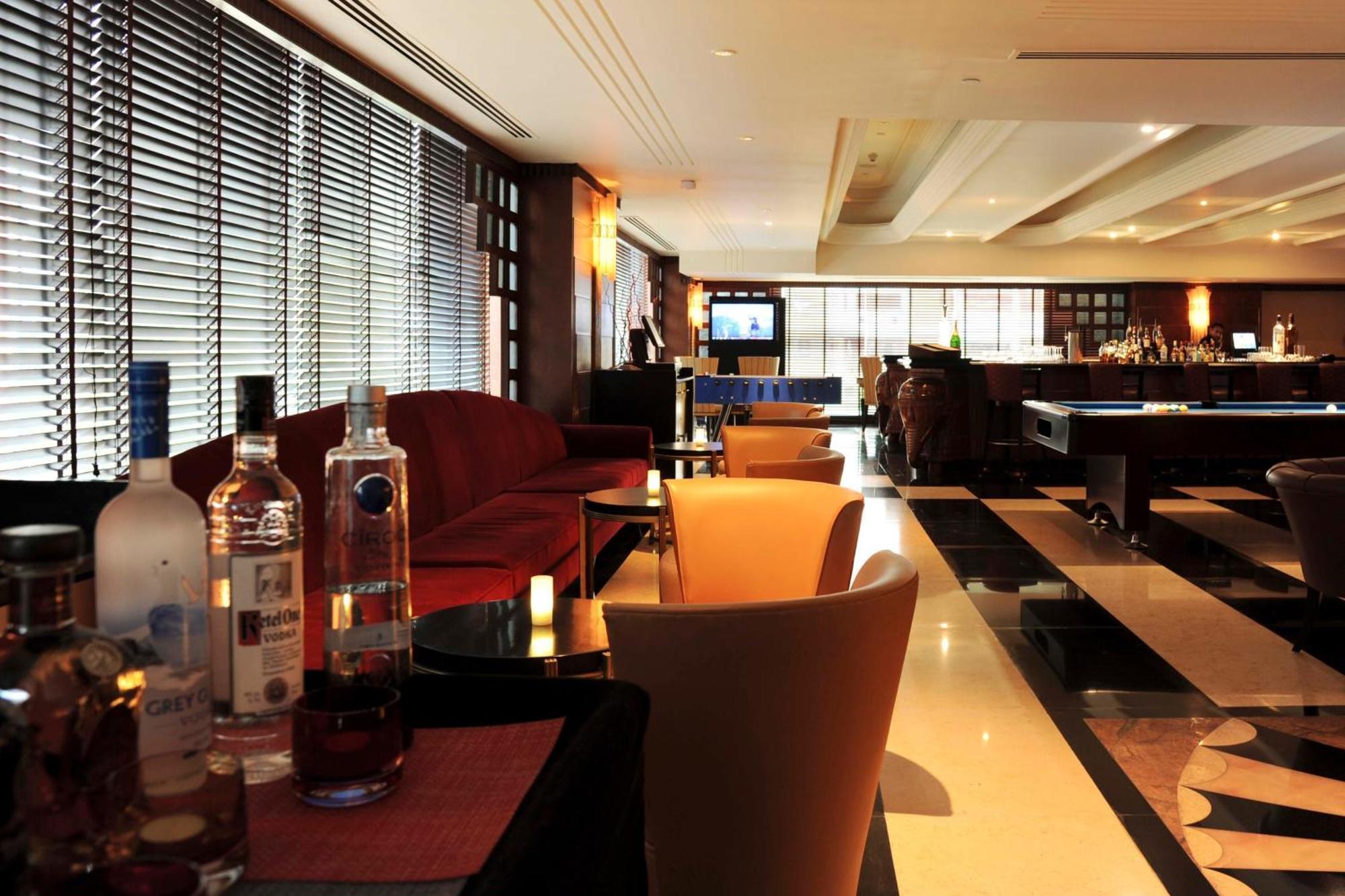 Gokulam Grand Hotel & Spa Bangalore Esterno foto