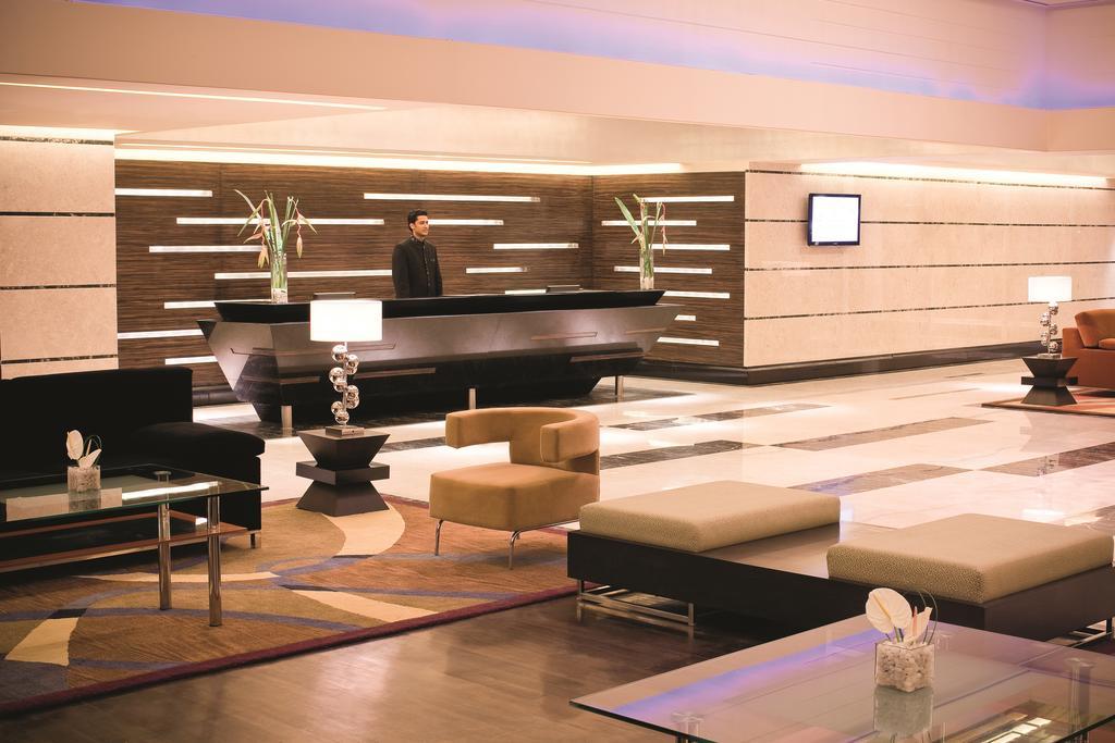 Gokulam Grand Hotel & Spa Bangalore Esterno foto
